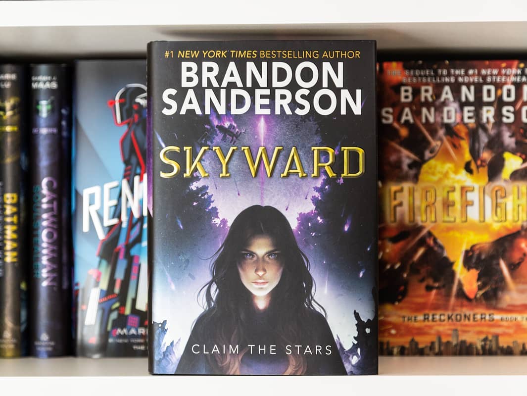 brandon sanderson book skyward series